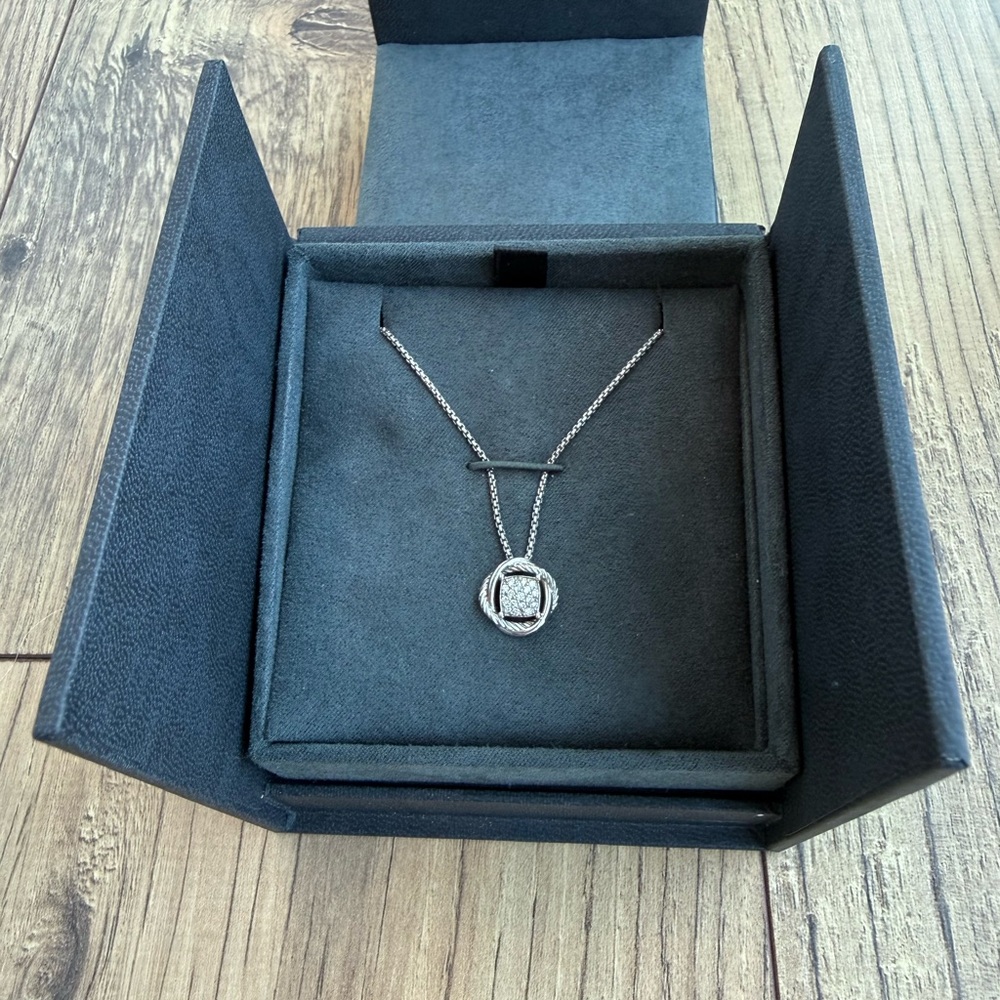 David Yurman Infinity Necklace with Diamonds Box & Proof